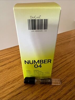 Dedcool Unisex Number 04 NWT